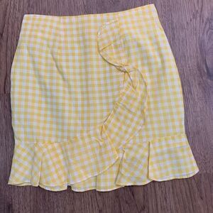 Nude white and yellow Gingham Skirt size s